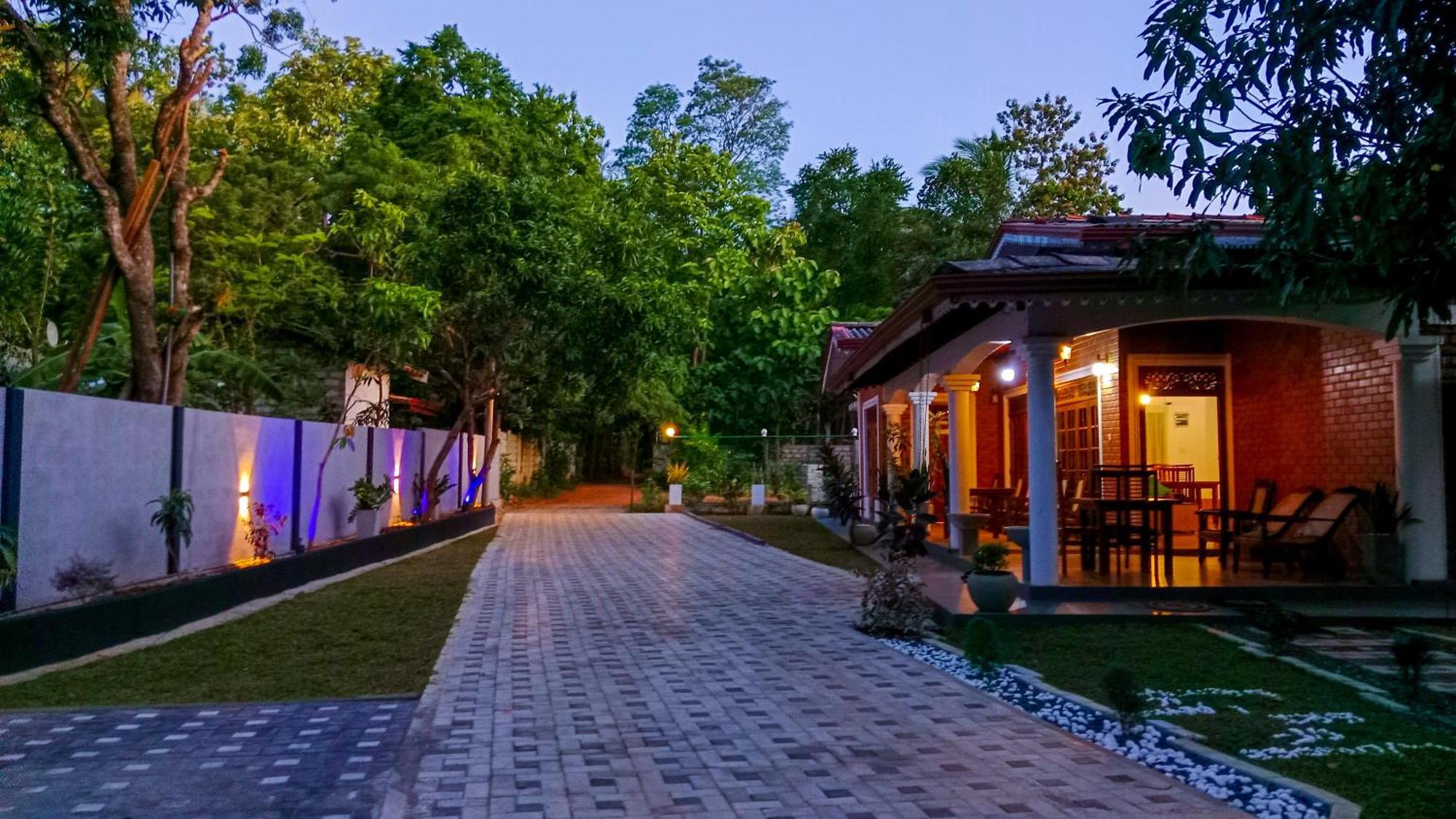 Sigiri Thilanka Rest Sigiriya Hotel Exterior foto